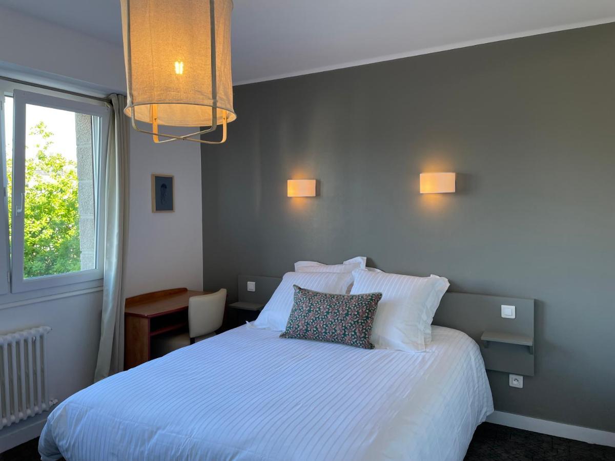 פואסננט Hotel De La Cale מראה חיצוני תמונה