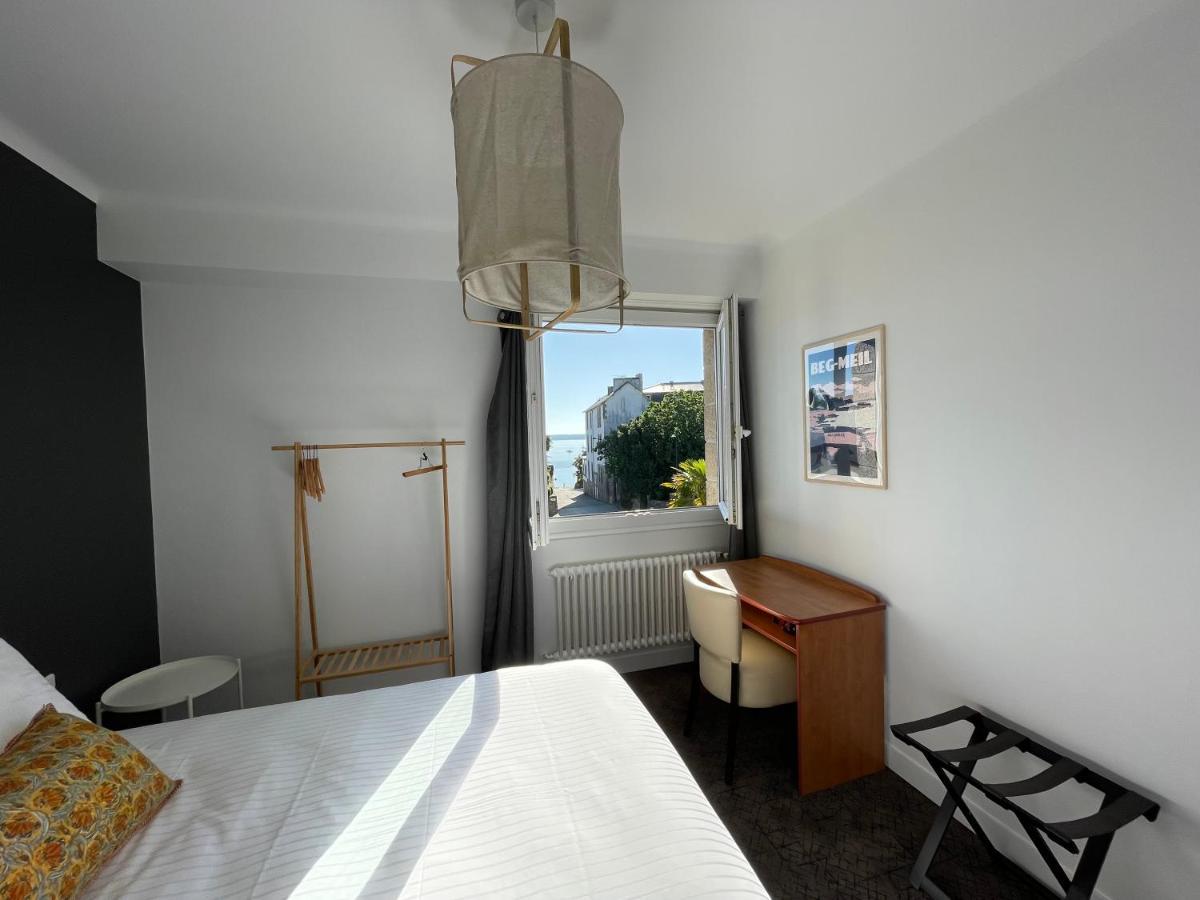 פואסננט Hotel De La Cale מראה חיצוני תמונה