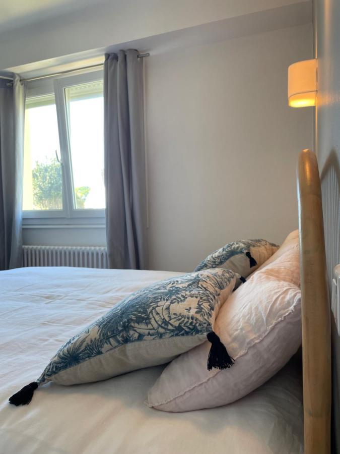 פואסננט Hotel De La Cale מראה חיצוני תמונה
