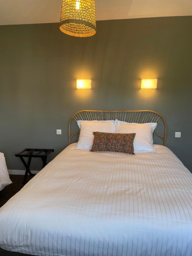 פואסננט Hotel De La Cale מראה חיצוני תמונה
